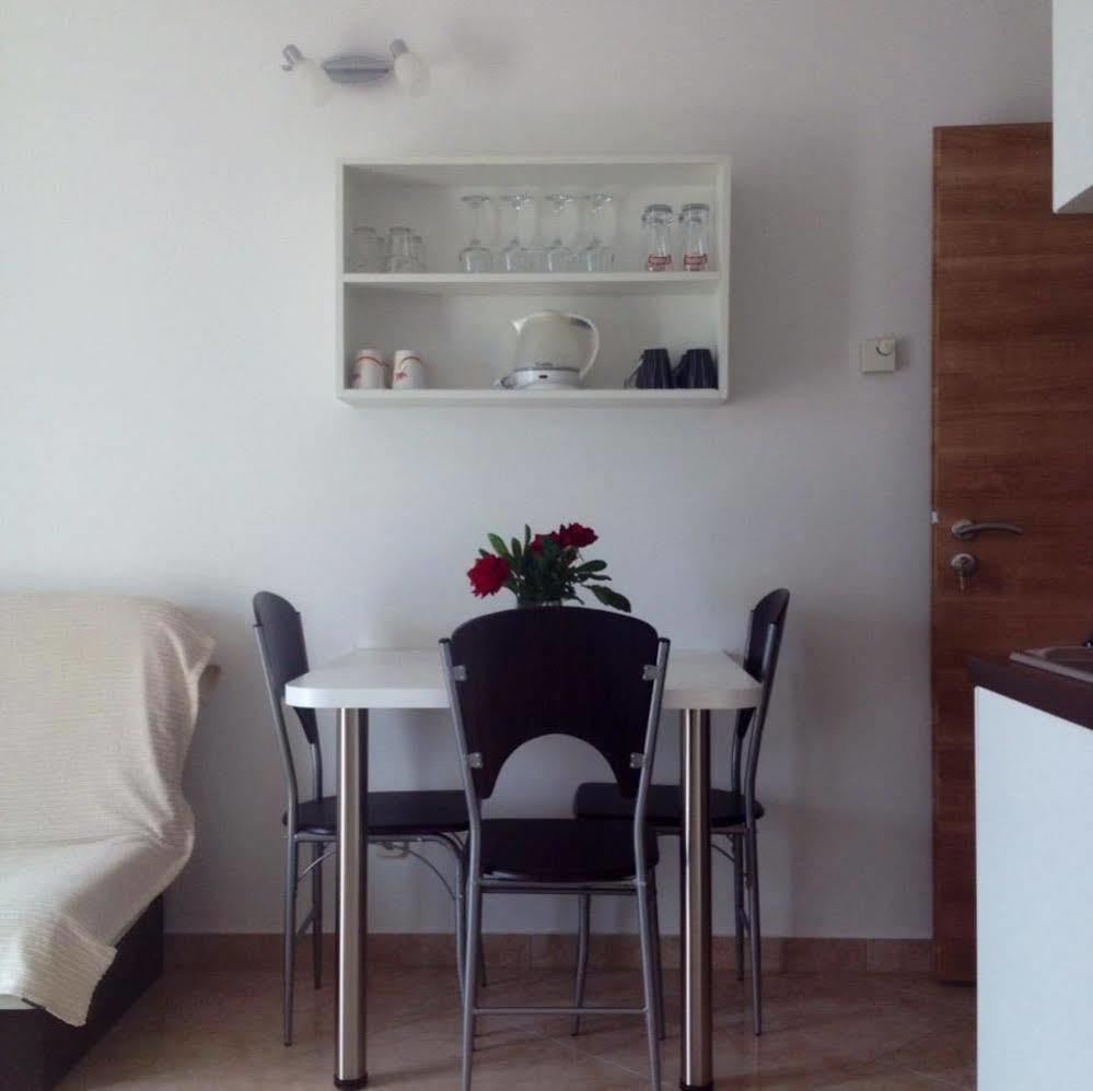 Apartments Bandalo Podstrana Exterior photo